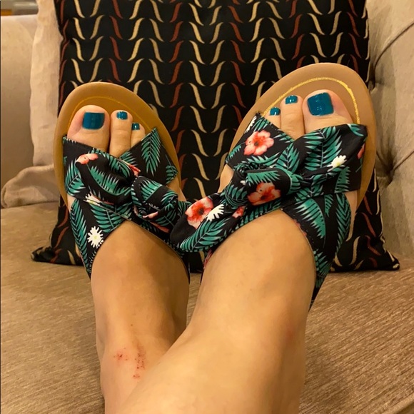 NEW Autumn Black/Green Fabric Sandal - Picture 4 of 12